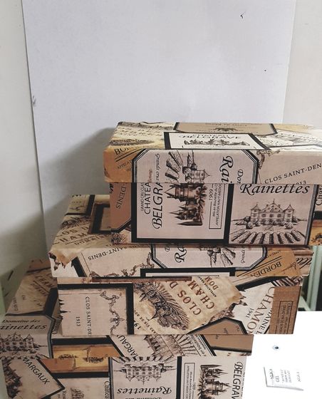 !09 Набор подарочных коробок 3 в 1 /3 штуки/(23x17, 20x14, 17x13 см) цвет бежевый