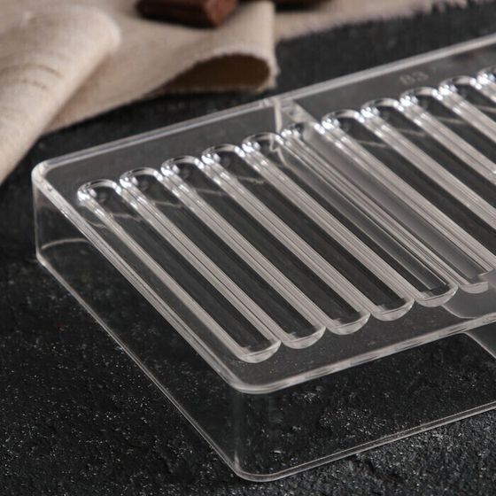 !09 Форма для шоколада и конфет «Сигаро», 18 ячеек, 20×12×2,5 см, ячейка 8,5×0,7 см