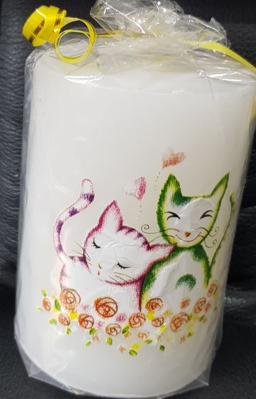 !Свеча декоративная &quot; Котики&quot;  8x8x10 см. цвет белый