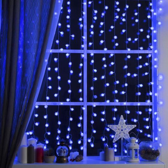 УЦЕНКА Гирлянда «Занавес», 2×1.5 м, с насадками «Ёжики», IP20, 360 LED, 220 В, 8 режимов, прозрачная нить, свечение синее
