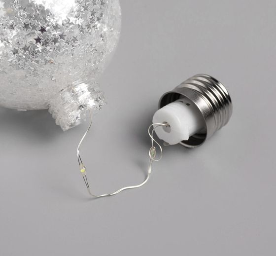 !09 Набор ёлочных шаров «Звёздочки серебристые», 3 шт., d=8 см, от батареек, свечение белое