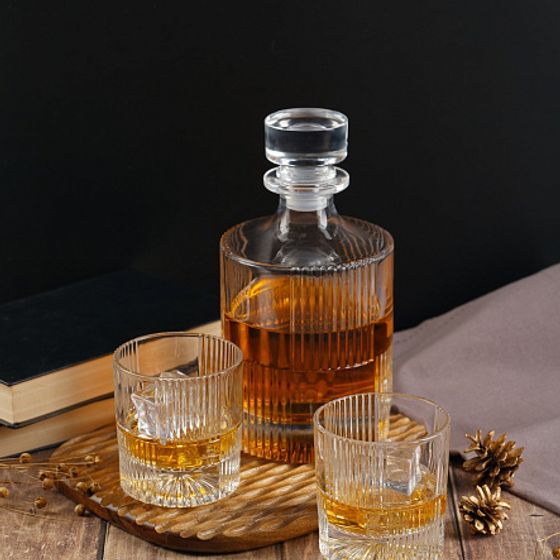 Набор из 3-х предметов DANDY(штоф 1л2 стакана для виски 290мл)