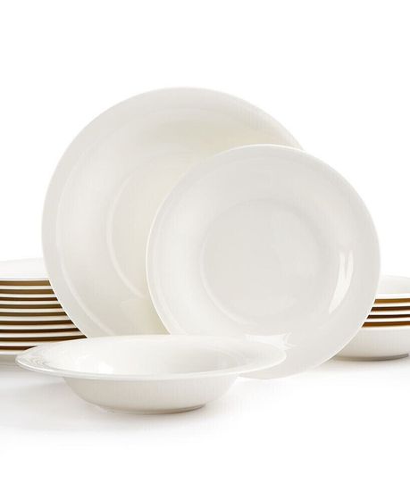 New Cottage 18 Pc. Dinnerware Set, Service for 6