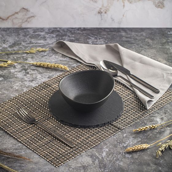 Салатник треугольный ROCK BLACK 16см