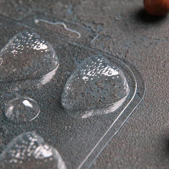 !09 Форма для шоколада и конфет «Шоко-клубника», пластик, прозрачная