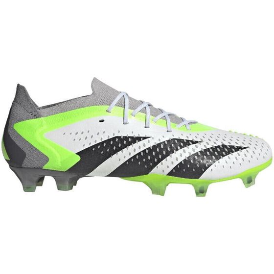Футбольные бутсы Adidas Predator Accuracy.1 L FG M GZ0032