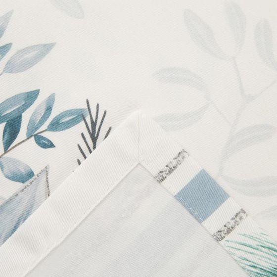 !09 Скатерть новогодняя &quot;Christmas flowers&quot; 149×220 см с ГМВО, 100% хлопок, 190 г/м². водоотталкивающая