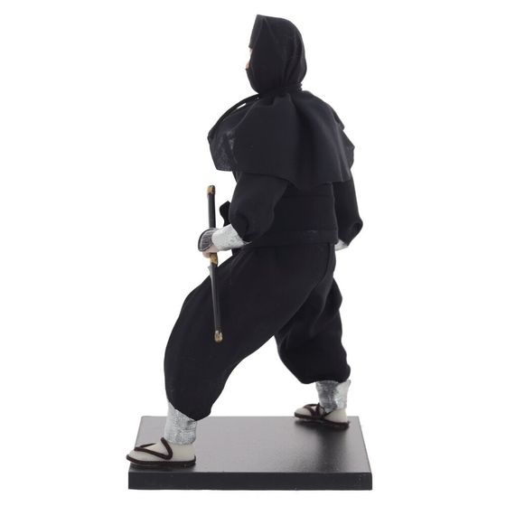 Фигурка декоративная &quot;Ниндзя&quot;, Д12,5 Ш12,5 В24,5 см