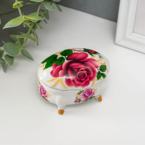 Шкатулка для украшений на ножках «Композиция из роз», керамика, 6.1×7.7×4.8 см
