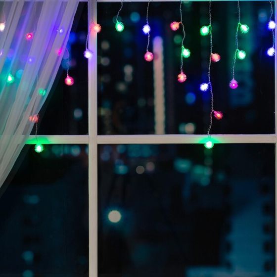 УЦЕНКА Гирлянда «Бахрома», 1.8×0.5 м, с насадками «Ёжики», IP20, 48 LED, 220 В, мигание, прозрачная нить, свечение мульти (RG/RB)