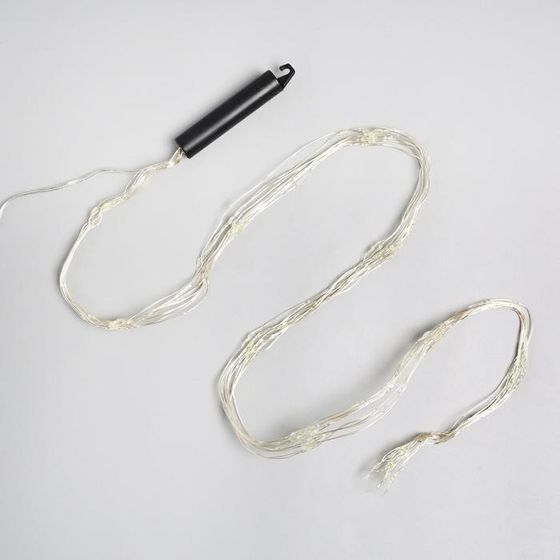 !09 Гирлянда «Конский хвост» 10 нитей по 1 м, IP20, серебристая нить, 100 LED, 2 режима, батарейки AAх3 (нет в комплекте), свечение белое