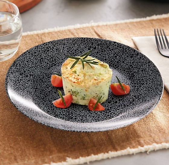 Тарелка обеденная ZOE BLACK 20см