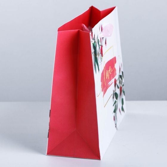 !Пакет подарочный ламинированный «Любовь дарит тебе счастье», 22 × 17.5 × 8 см