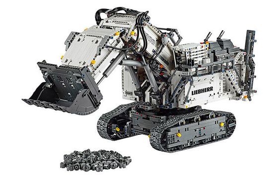 LEGO Technic Powered Up Liebherr R 9800 Excavator Set 42100