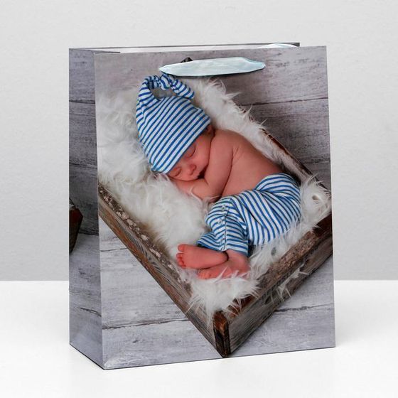 !09 Пакет (набор 3 штуки) ламинированный "Малыш" 26 x 32 x 12 см.