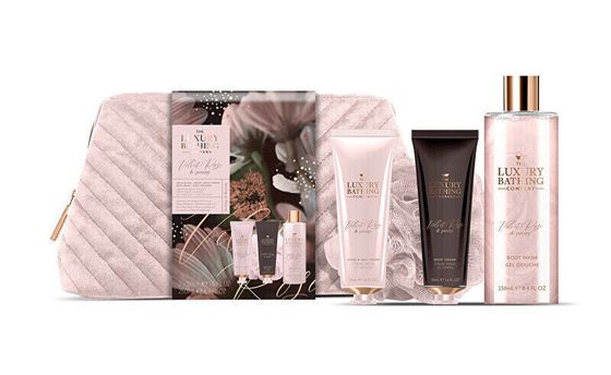 Body care gift set in cosmetic bag Růže &amp; Pivo 4 pcs