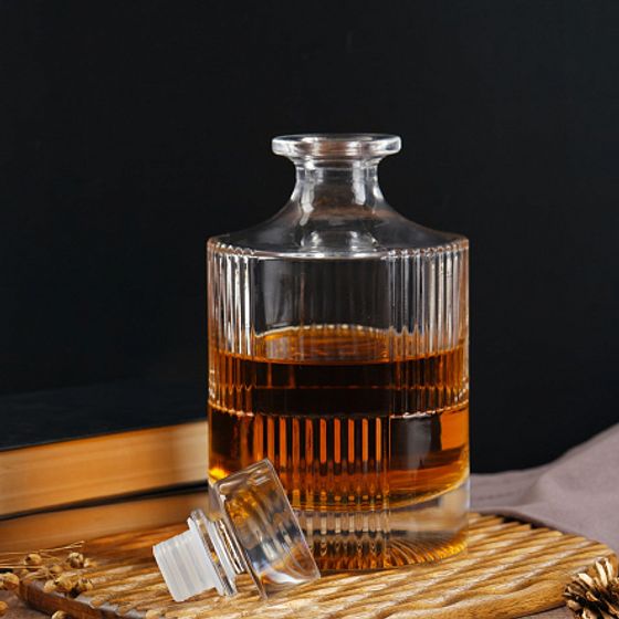 Штоф для крепких напитков DANDY 1л