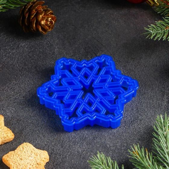 !09 Форма для вырезки теста «Снежинка», 9×9 см