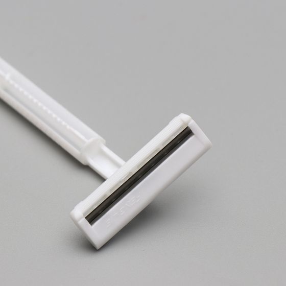 !09 Набор 14 комплектов - Бритва Стандарт с двумя нержавеющими лезвиями и крем для бритья 10 гр.