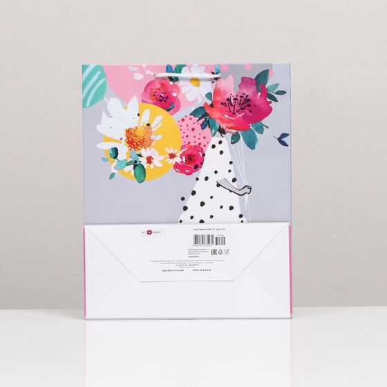 !09 Пакет подарочный (набор 3 штуки) &quot;В день 8 Марта&quot;, 26 х 32 х 12 см.