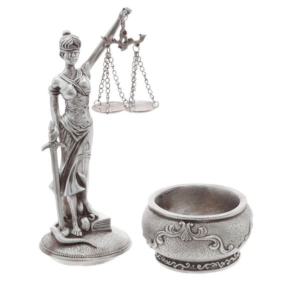 Шкатулка &quot;Фемида&quot;, L9,5 W9,5 H26 см