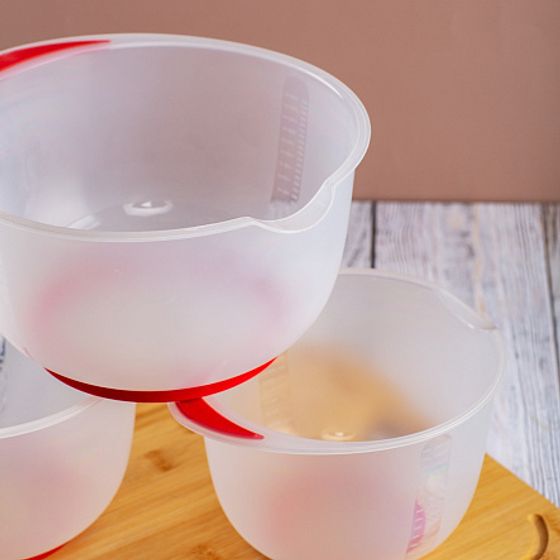 Набор мисок 3шт 1.5л2л2.5л с антискользящим дном