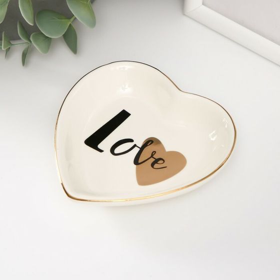 Сувенир керамика подставка под кольца &quot;Сердце. Любовь&quot; 10,5х10х2 см