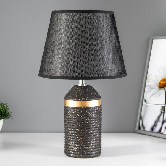 Настольная лампа «Брианна» Е14 40 Вт черно-золотой 22×22×36.5 см RISALUX
