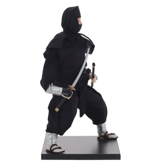 Фигурка декоративная &quot;Ниндзя&quot;, Д12,5 Ш12,5 В24,5 см