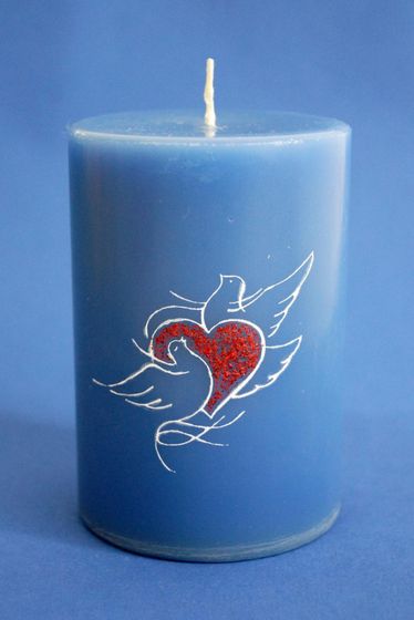!09 НАБОР СВЕЧЕЙ 3 ШТУКИ (СИНЯЯ, КРАСНАЯ, БИРЮЗОВАЯ) - Свеча декоративная "Голуби любви " , 8x8x10 см., цвет красный + синий + бирюзовый