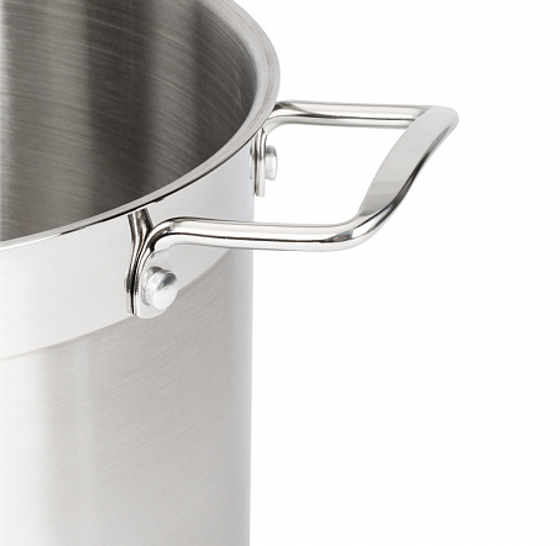 Кастрюля с крышкой MASTER CHEF 12л