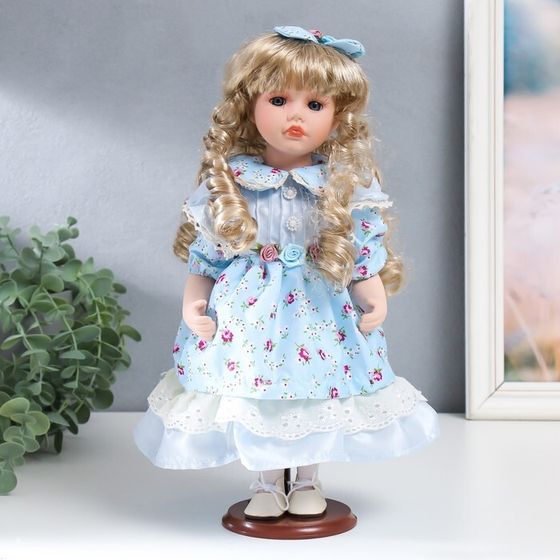Кукла коллекционная керамика &quot;Тося в голубом платье с цветочками, с бантом в волосах&quot; 30 см   758617