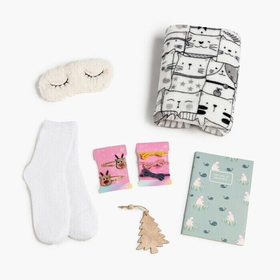 !09 Набор подарочный Merry Catmas, плед и аксессуары(Блокнот, Заколка, Игрушка, Маска для сна, Носки, Плед, Резинка)