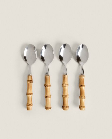 Pack of dessert spoons with bamboo handles (pack of 4)