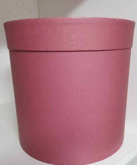 !09 Коробка шляпная с крышкой 20x20 см. цвет бордовый