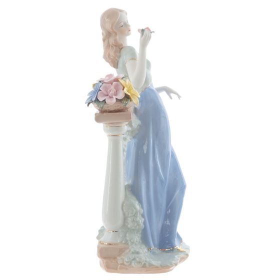 Фигурка декоративная &quot;Девушка&quot;, Д21 Ш14 В35 см