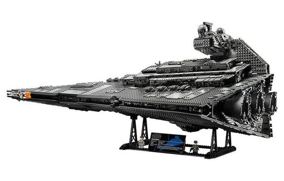 LEGO Star Wars Imperial Star Destroyer Ultimate Collector Series Set 75252