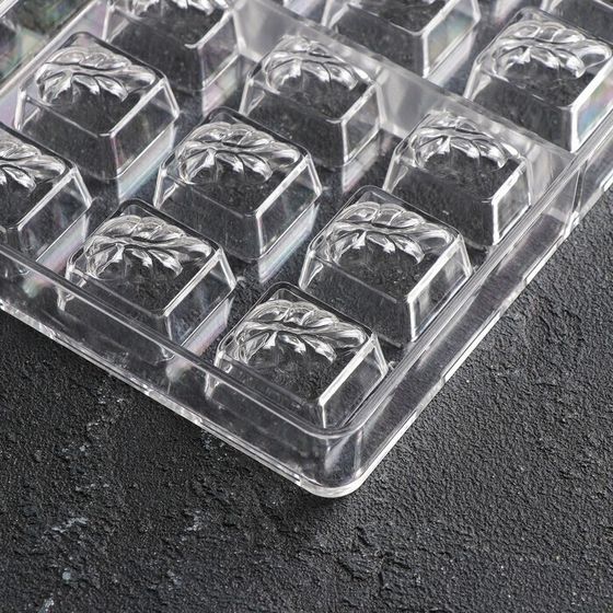 !Форма для шоколада и конфет KONFINETTA «Ягодный лист», 27,5×17,5×2,5 см, 24 ячейки, ячейка 2,7×2,5×1,2 см