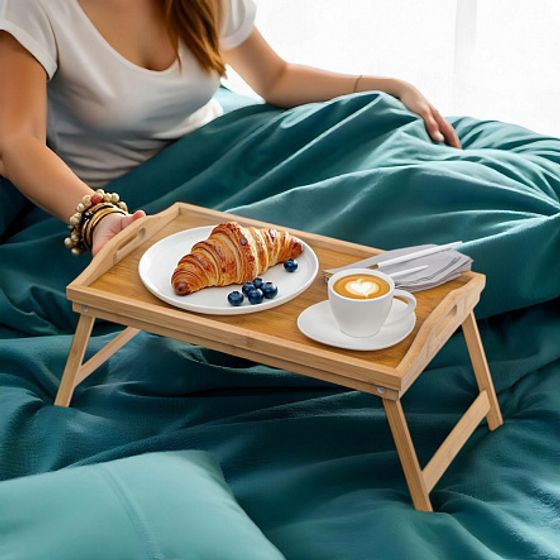 Поднос на ножках 50х30см бамбук