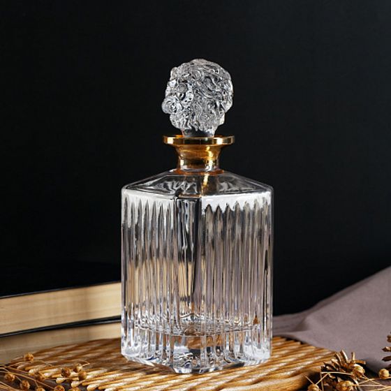 Штоф для крепких напитков  SPIRIT OF LION 850мл