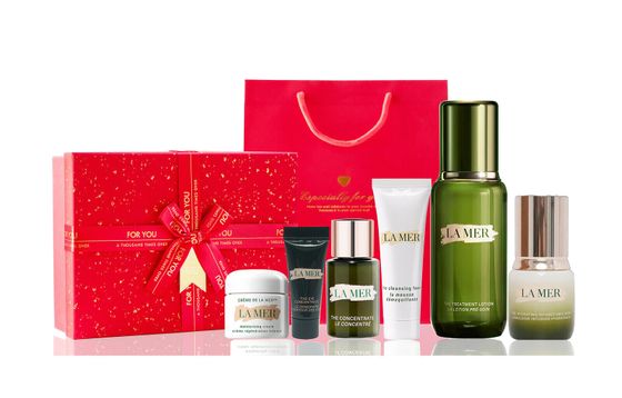 HAILANZHIMI Essence Goddess Heartbeat Beloved Box Skincare Sets Soothing Tightening Hydrating Repairing Six-Piece Set