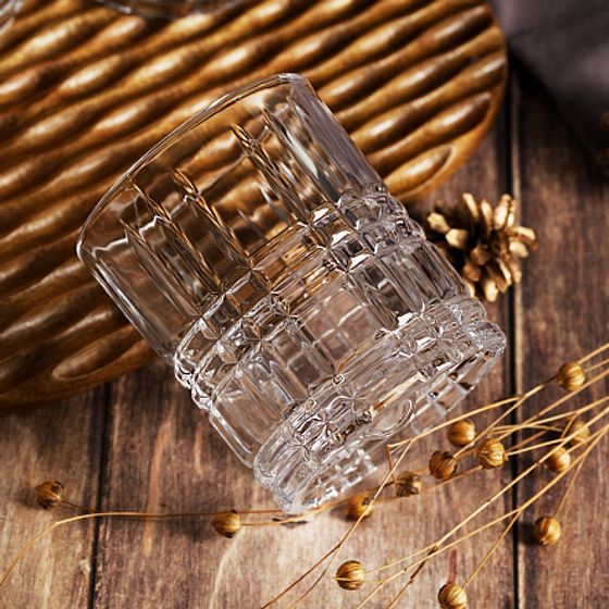 Набор из 4-х крутяшихся стаканов для виски SPIN N&#39;SWIRL 285мл