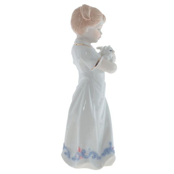Фигурка декоративная &quot;Девочка&quot;, Д10,5 Ш7,5 В22 см