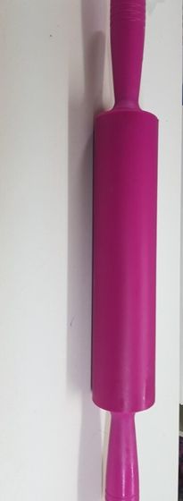 !09 Скалка для теста силиконовая 46 см цвет розовый