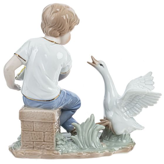 Фигурка декоративная &quot;Мальчик и гусь&quot;, Д19 Ш9 В17 см