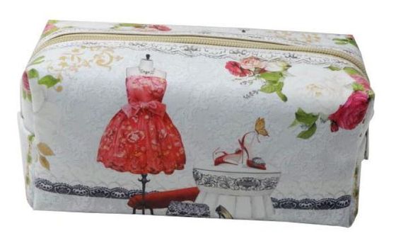 !09 Косметичка Magic Home "Красное платье"