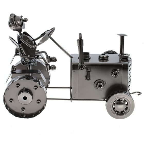 Подставка для бутылки &quot;Тракторист&quot;, Д31 Ш15 В22 см