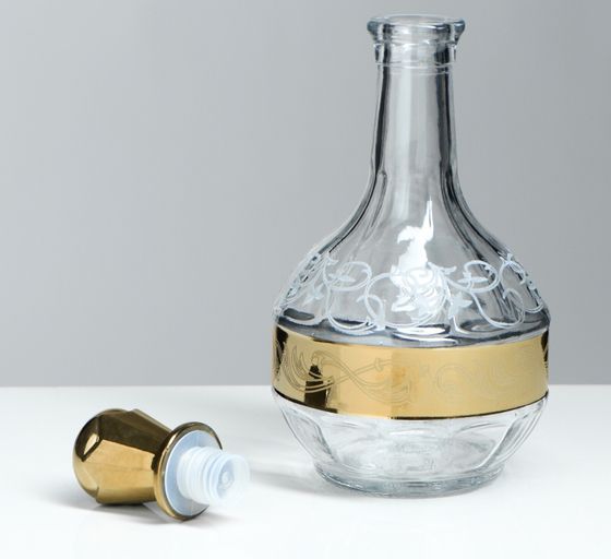 !09 Мини-бар 7 предметов Столичный, Вдохновение 500/50 мл. (графин+ 6 стопок+ подставка)