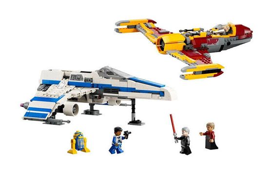 LEGO Star Wars New Republic E-Wing против. Набор «Звездный истребитель» Шина Хати 75364