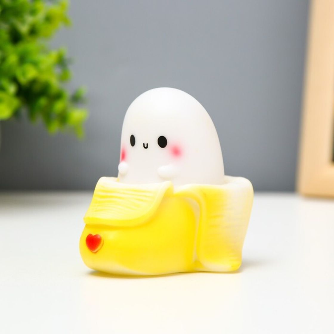 Банан лед. Vozol электронная сигарета манго. Одноразка fizzy банановый лед. Банан со льдом фото. Банан лед.